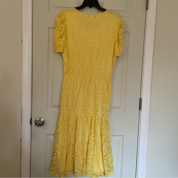 NEW Elizabeth & Nicole Short Sleeve Yellow Lace Tiered Midi Dress XL Made in USA - Picture 2 of 9